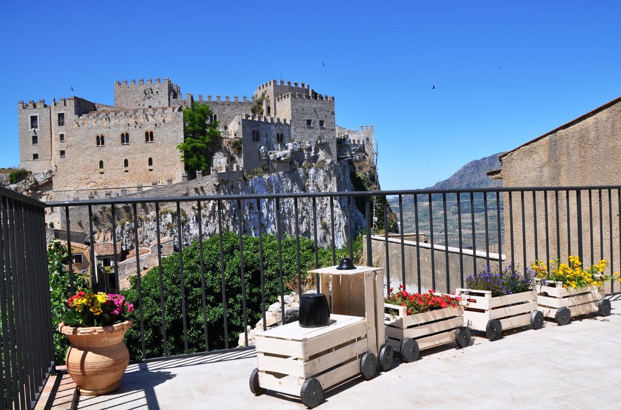 Villetta In Centro Storico Caccamo Luaran gambar